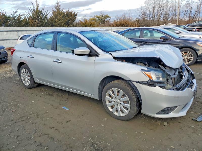 Photo 4 from auction – 2017 NISSAN SENTRA with VIN 3N1AB7AP5HY283079