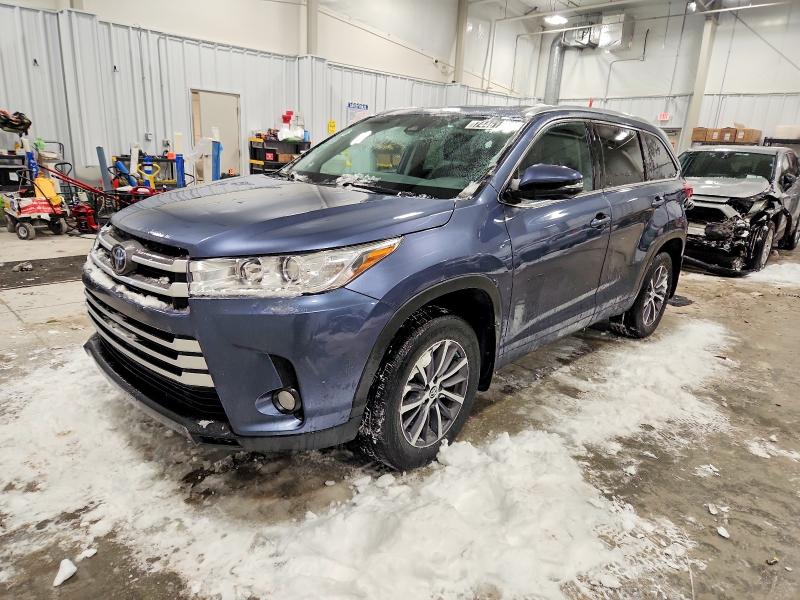 TOYOTA HIGHLANDER 2018 with VIN 5TDJZRFH2JS828951 - Photo from auction