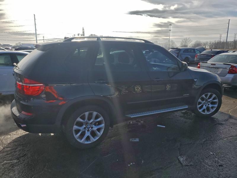 Photo 3 from auction – 2012 BMW X5 XDRIVE3 with VIN 5UXZV4C59CL755124