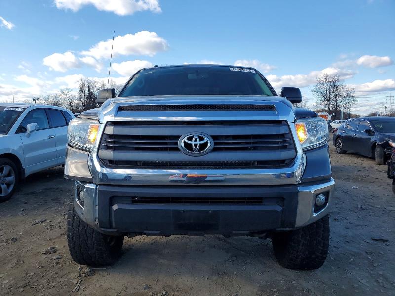 Photo 5 from auction – 2015 TOYOTA TUNDRA with VIN 5TFDY5F11FX483635