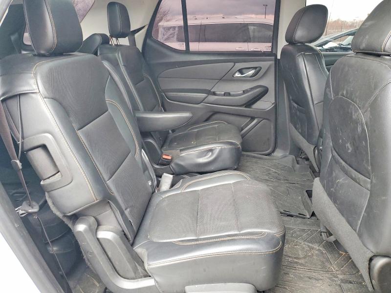 Photo 10 from auction – 2018 CHEVROLET TRAVERSE with VIN 1GNERKKW3JJ204495