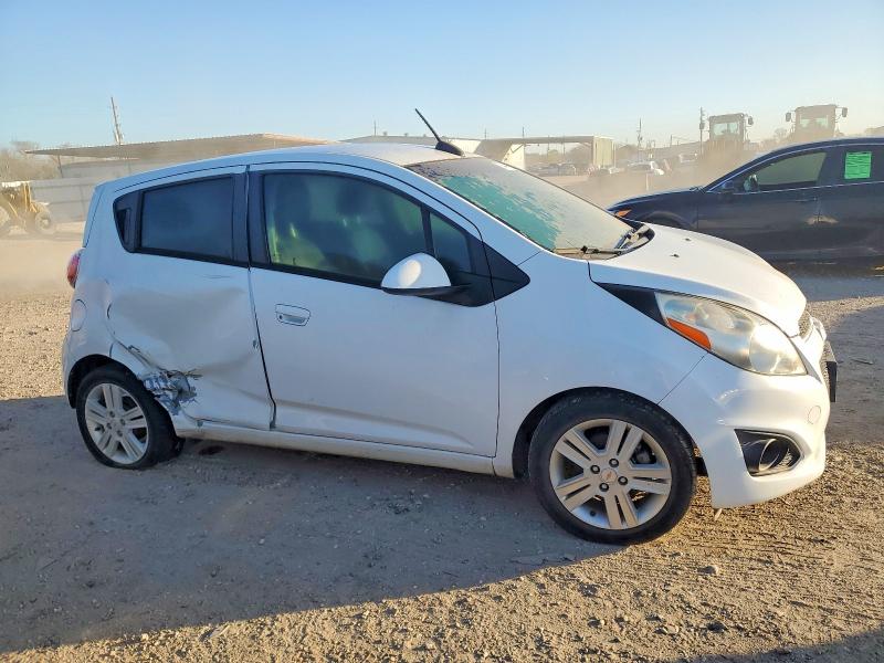 Photo 4 from auction – 2015 CHEVROLET SPARK 1LT with VIN KL8CD6S94FC792413
