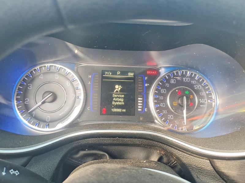 Photo 9 from auction – 2016 CHRYSLER 200 with VIN 1C3CCCAB2GN120633