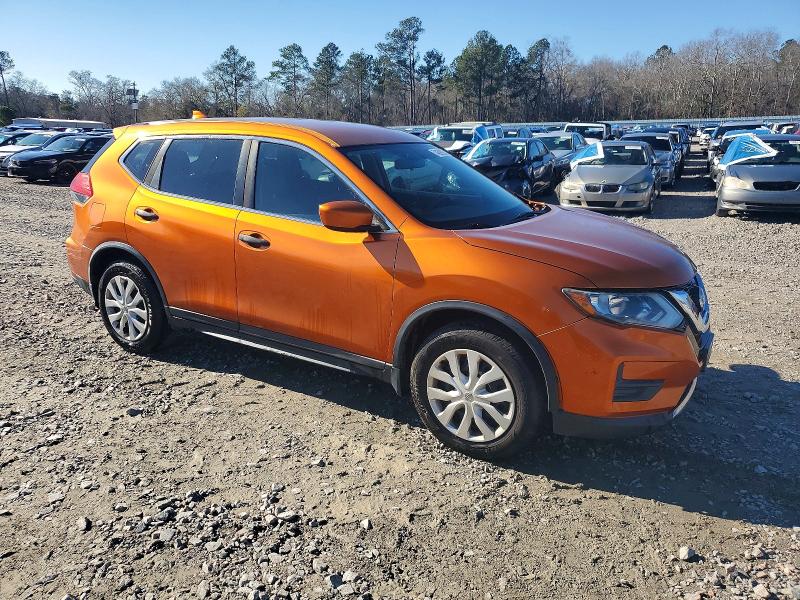 Photo 4 from auction – 2017 NISSAN ROGUE with VIN JN8AT2MT8HW385607