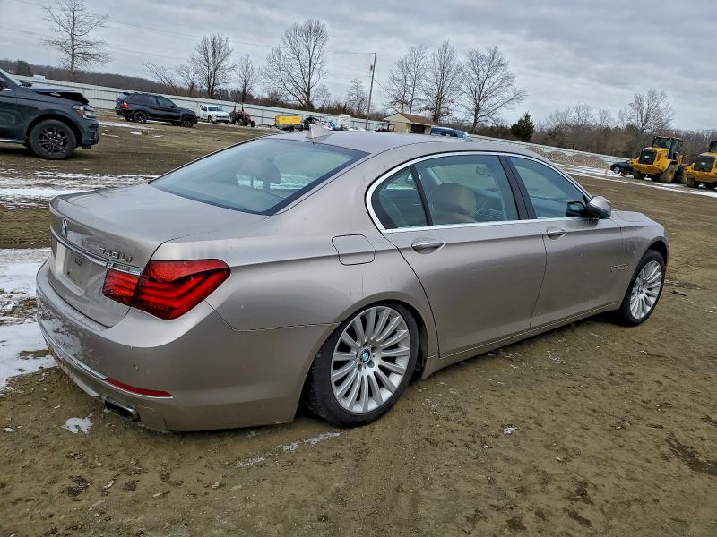 Photo 3 from auction – 2013 BMW 740 LXI with VIN WBAYF4C52DDE23726