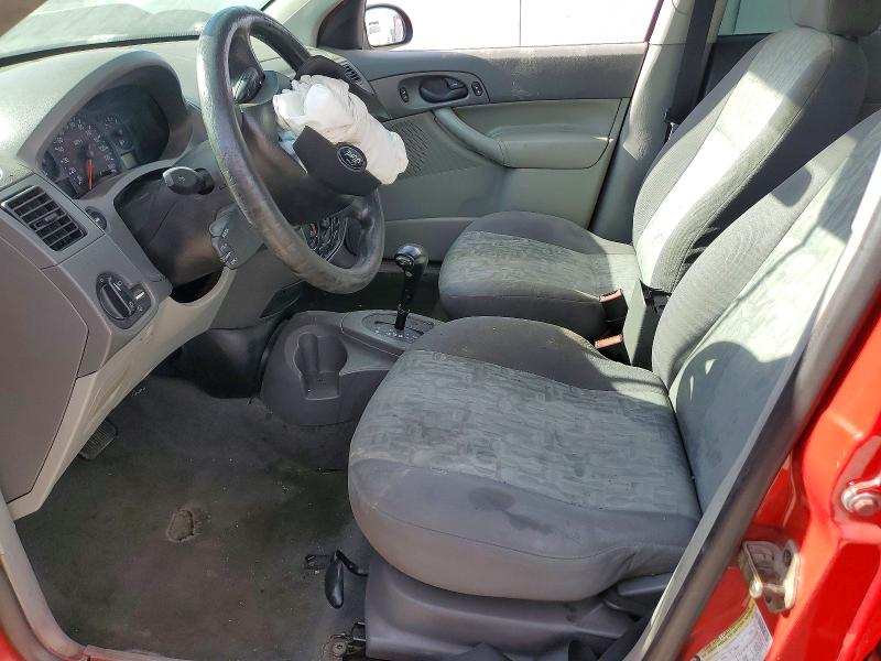 Photo 7 from auction – 2005 FORD FOCUS ZX4 with VIN 1FAFP34N05W256534