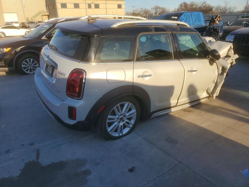 Photo 3 from auction – 2022 MINI COOPER COU with VIN WMZ23BR03N3P19313