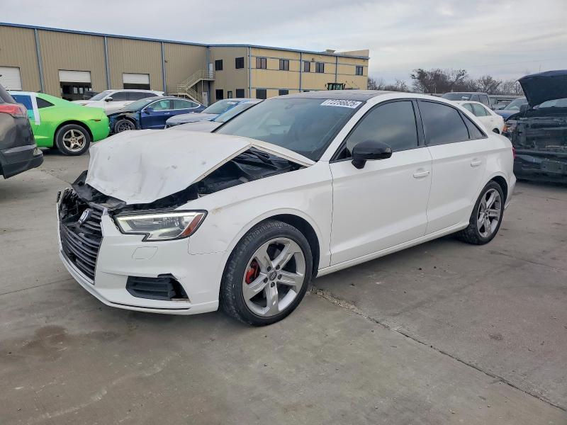 AUDI A3 PREMIUM 2018 with VIN WAUAUGFF5J1067585 - Photo from auction