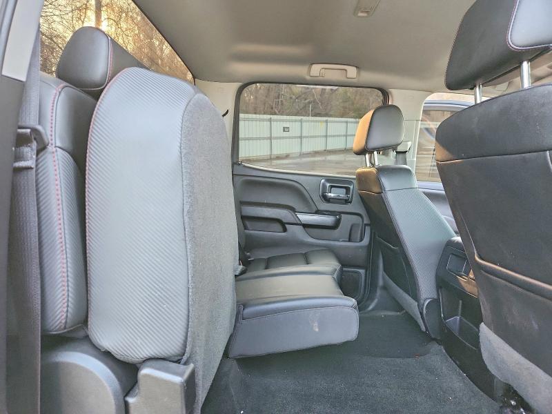Photo 10 from auction – 2018 GMC SIERRA with VIN 1GT12TEY2JF250563
