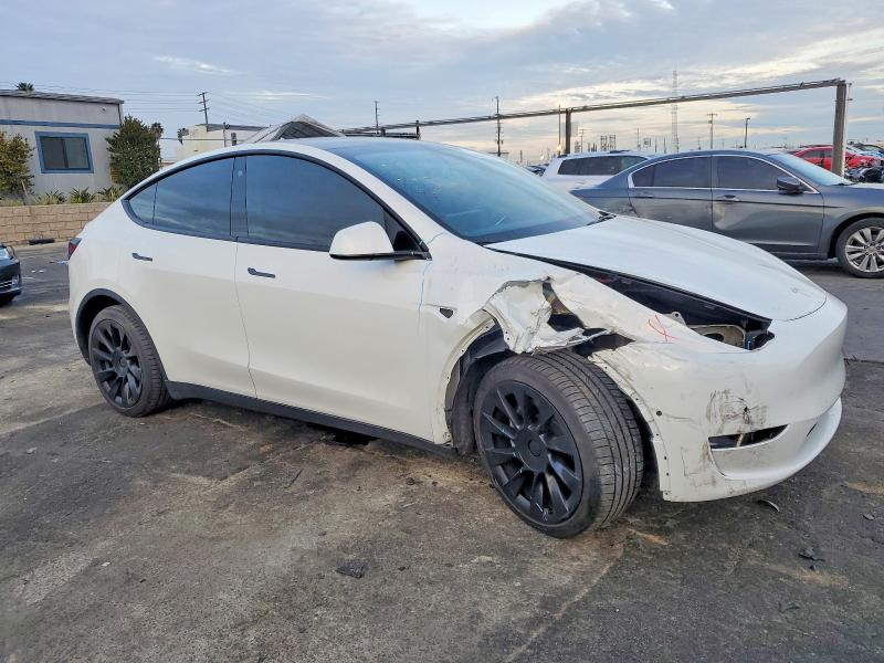 Photo 4 from auction – 2022 TESLA MODEL Y with VIN 7SAYGDEE5NF364906