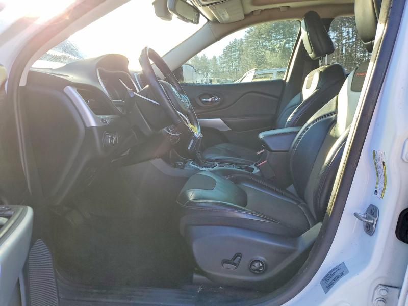 Photo 7 from auction – 2017 JEEP CHEROKEE T with VIN 1C4PJMBS8HW659034