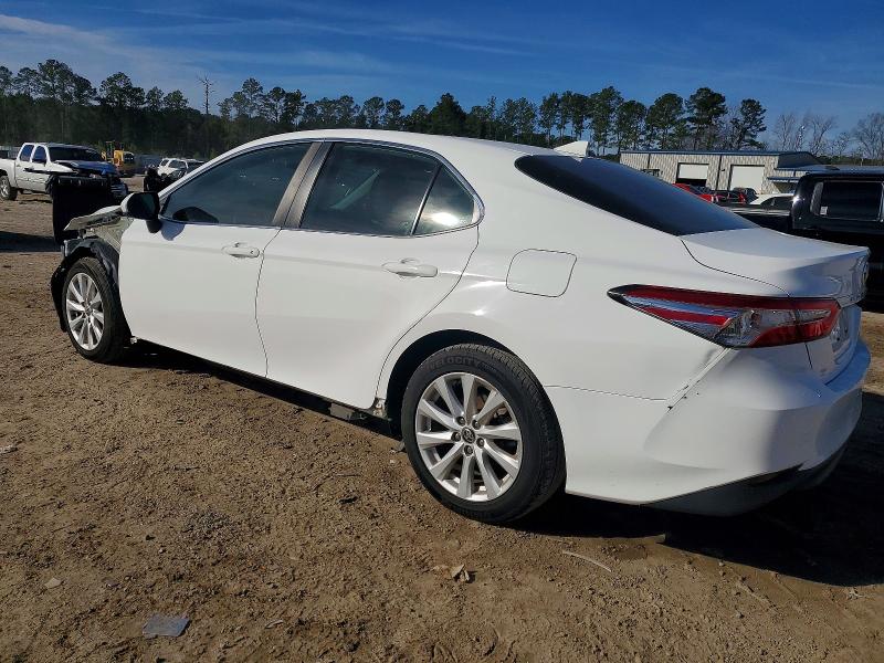 Photo 2 from auction – 2020 TOYOTA CAMRY LE with VIN 4T1C11AK9LU961835
