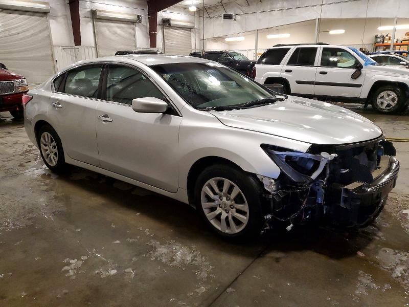 Photo 4 from auction – 2014 NISSAN ALTIMA 2.5 with VIN 1N4AL3AP0EC162909