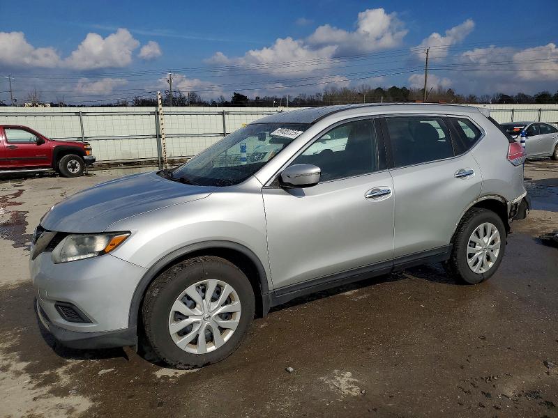 NISSAN ROGUE S 2015 with VIN KNMAT2MV0FP579813 - Photo from auction