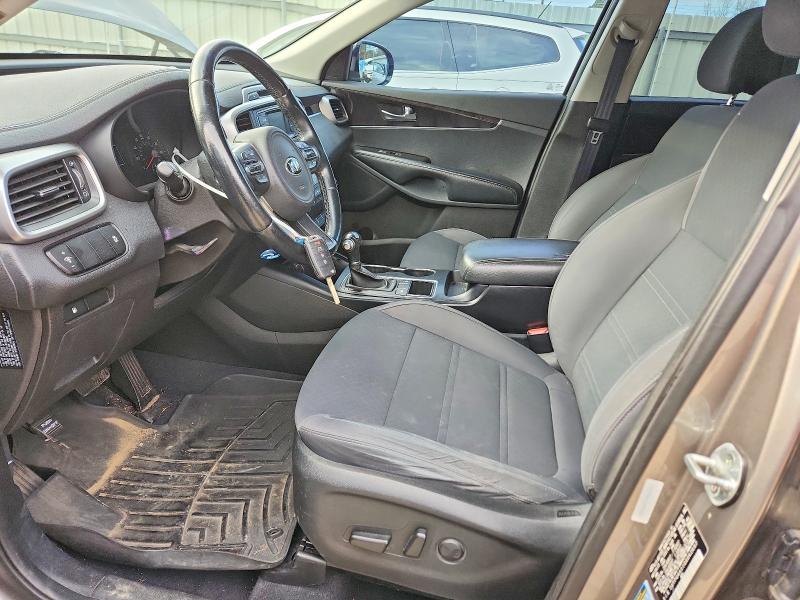 Photo 7 from auction – 2016 KIA SORENTO with VIN 5XYPG4A31GG062697