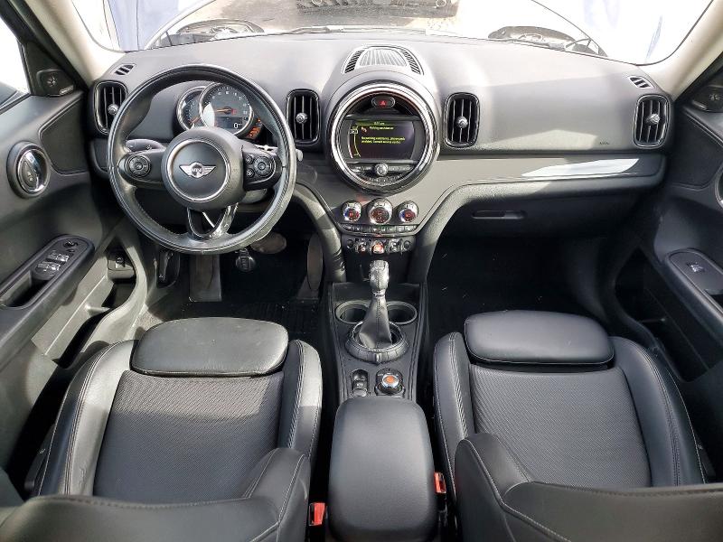 Photo 8 from auction – 2017 MINI COOPER with VIN WMZYV5C34H3E01202