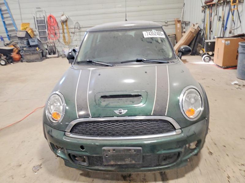 Photo 5 from auction – 2011 MINI COOPER S with VIN WMWSV3C58BTY16021