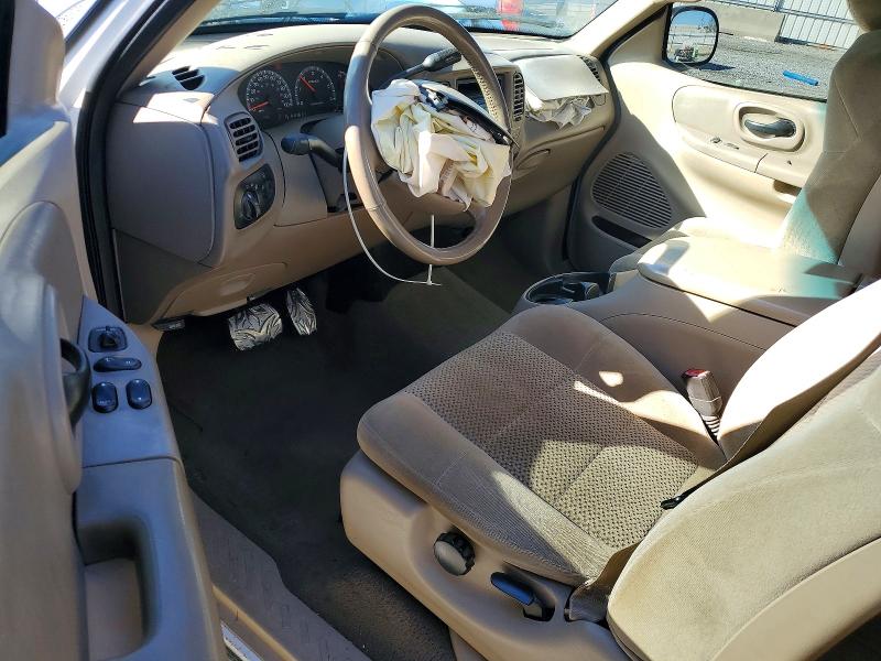 Photo 8 from auction – 2001 FORD F150 with VIN 1FTZX17261NB99835