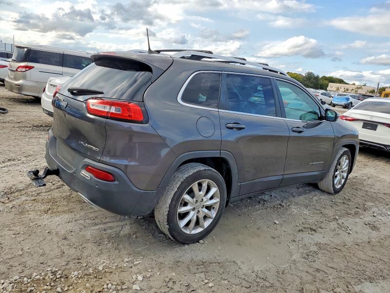 Photo 3 from auction – 2016 JEEP CHEROKEE with VIN 1C4PJLDS1GW282245