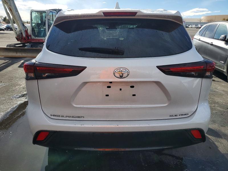 Photo 6 from auction – 2025 TOYOTA HIGHLANDER with VIN 5TDKDRBH7SS588855