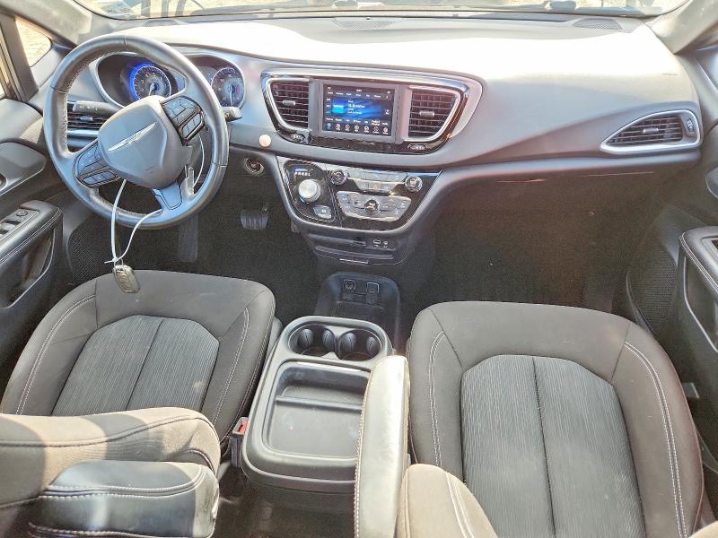 Photo 8 from auction – 2020 CHRYSLER PACIFICA T with VIN 2C4RC1FG4LR261909