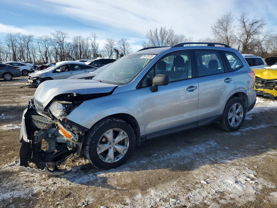 SUBARU FORESTER 2 2015 with VIN JF2SJABCXFH801565 - Photo from auction