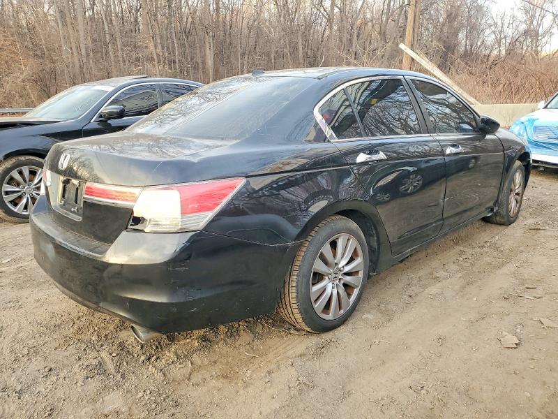 Photo 3 from auction – 2012 HONDA ACCORD EXL with VIN 1HGCP3F85CA028027