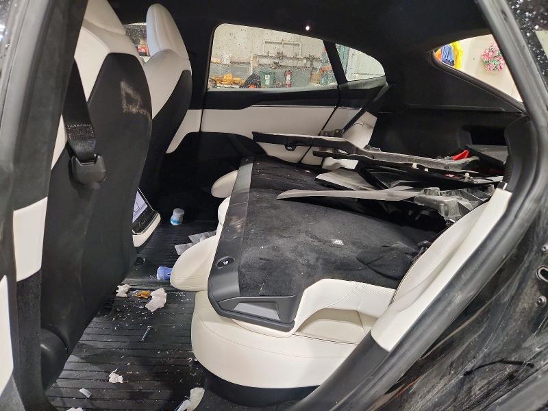 Photo 10 from auction – 2021 TESLA MODEL S with VIN 5YJSA1E65MF453448
