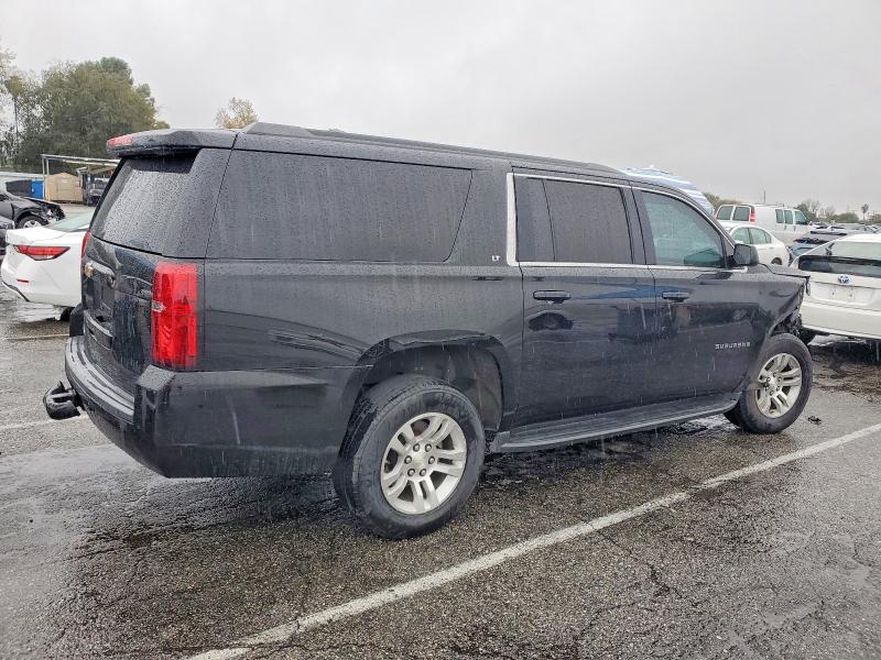 Photo 3 from auction – 2018 CHEVROLET SUBURBAN C with VIN 1GNSCHKC2JR148046