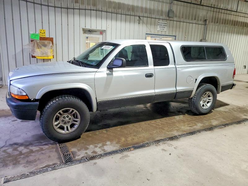 DODGE DAKOTA 2001 with VIN 1B7GG22N61S347580 - Photo from auction