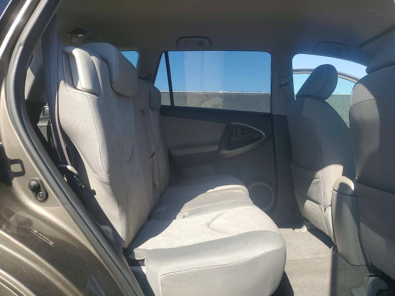 Photo 11 from auction – 2009 TOYOTA RAV4 with VIN JTMZF33V99D015021