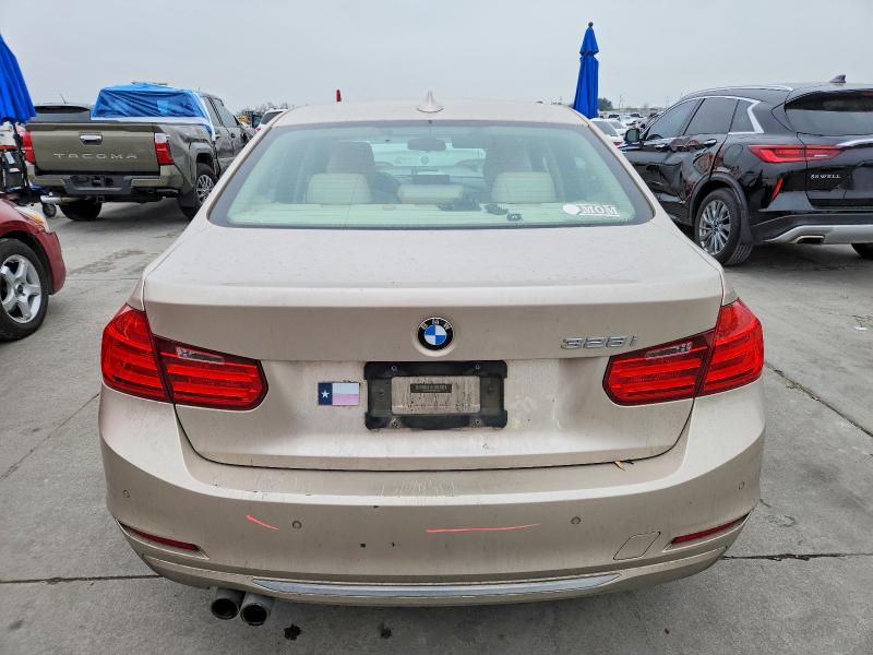 Photo 6 from auction – 2015 BMW 328 with VIN WBA3A5C56FF607182
