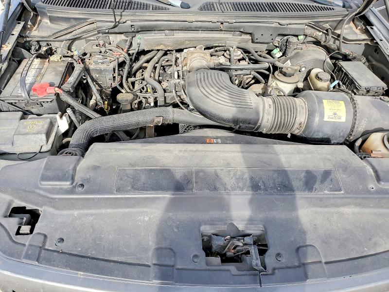 Photo 11 from auction – 2002 FORD F150 with VIN 1FTRX18L82NB64464