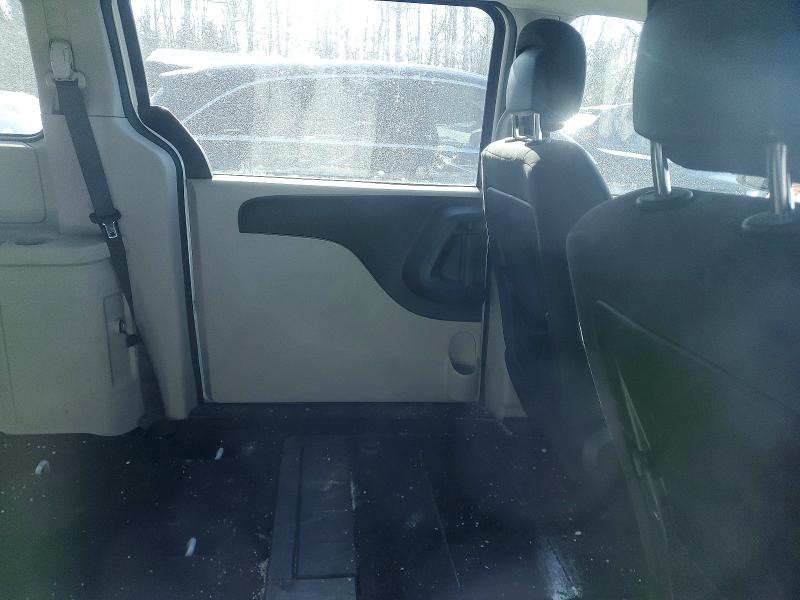 Снимка 11 от търг – 2018 DODGE GRAND CARAVAN с VIN 2C4RDGBG2JR182192