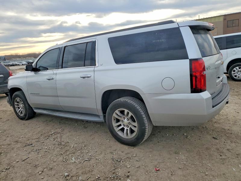 Photo 2 from auction – 2016 CHEVROLET SUBURBAN with VIN 1GNSCHKC5GR116913