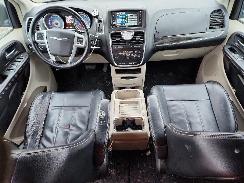 Photo 8 from auction – 2013 CHRYSLER TOWN & COU with VIN 2C4RC1BG3DR801919