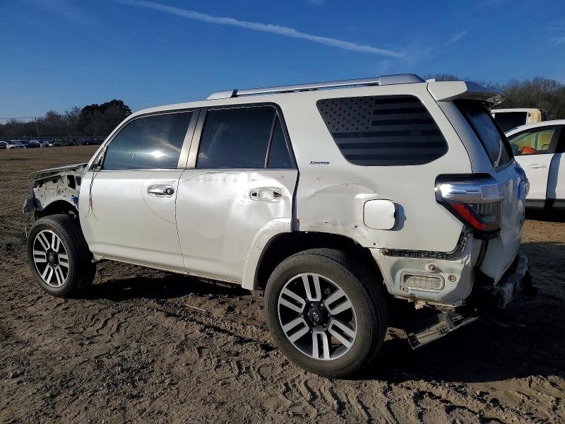 Photo 2 from auction – 2016 TOYOTA 4RUNNER SR with VIN JTEBU5JR3G5287589