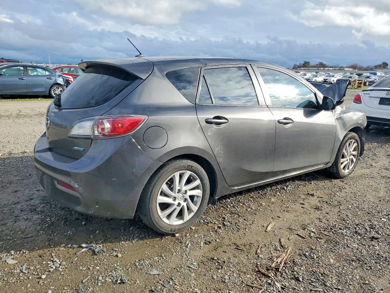 Photo 3 from auction – 2012 MAZDA 3 with VIN JM1BL1L81C1546778