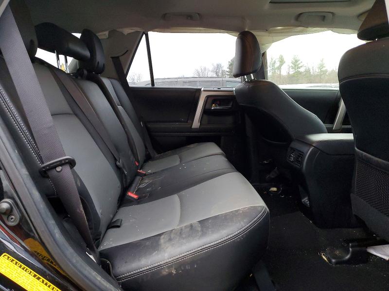 Photo 10 from auction – 2020 TOYOTA 4RUNNER SR with VIN JTEBU5JR6L5836678