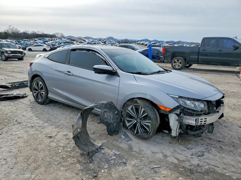Photo 4 from auction – 2016 HONDA CIVIC with VIN 2HGFC3B74GH354012