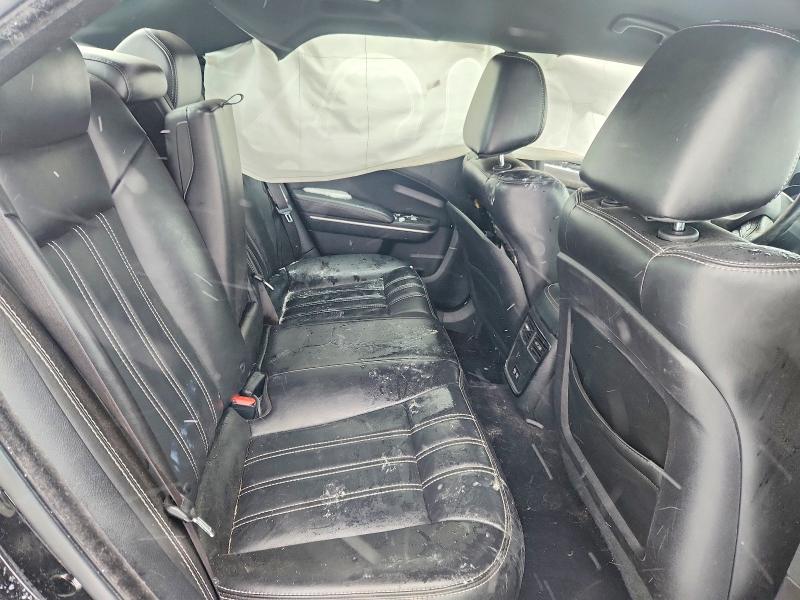 Photo 10 from auction – 2019 CHRYSLER 300 S with VIN 2C3CCAGG7KH634440
