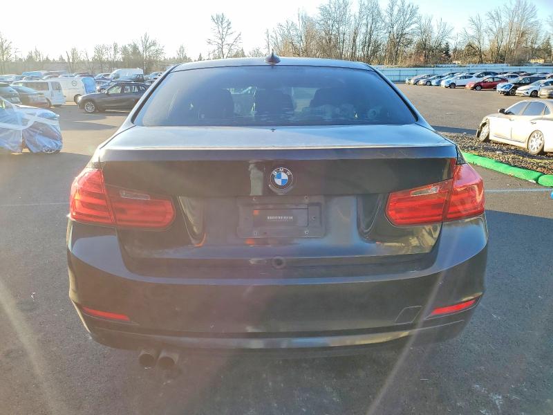 Photo 6 from auction – 2013 BMW 328 with VIN WBA3A5G55DNP21509
