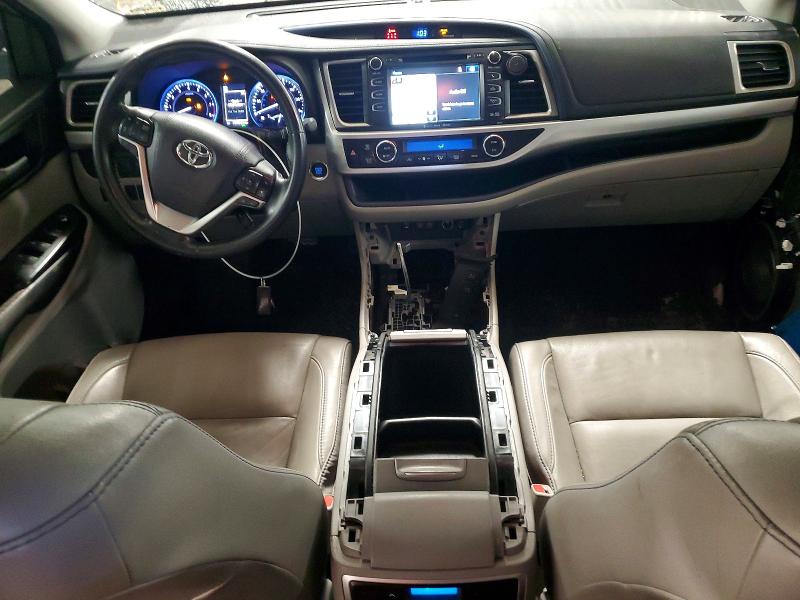 Foto 8 de la subasta – 2018 TOYOTA HIGHLANDER con VIN 5TDJZRFH3JS555115