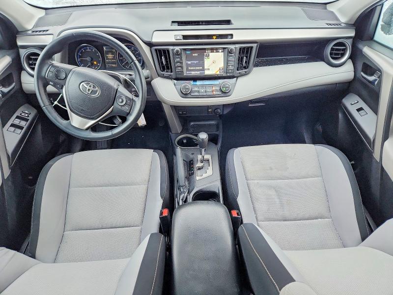 Photo 8 from auction – 2016 TOYOTA RAV4 XLE with VIN 2T3RFREV6GW521941