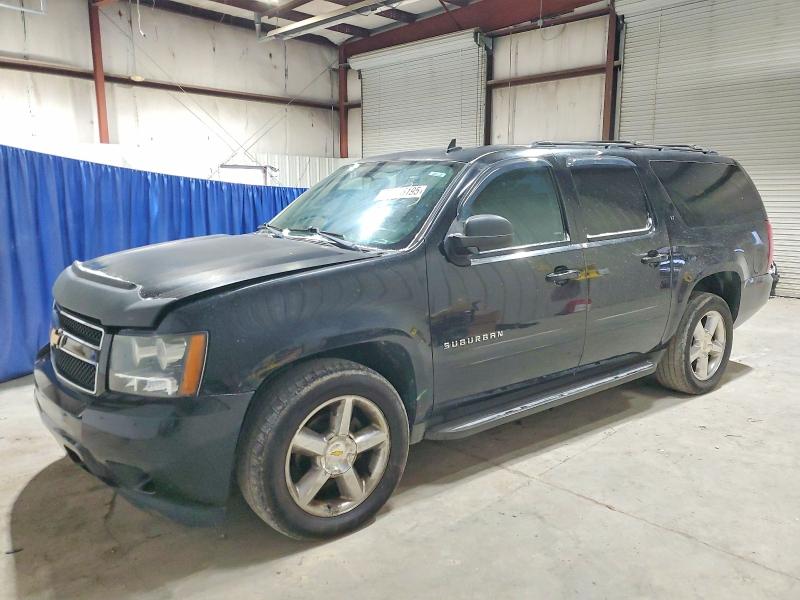 CHEVROLET SUBURBAN C 2013 with VIN 1GNSCJE08DR305897 - Photo from auction