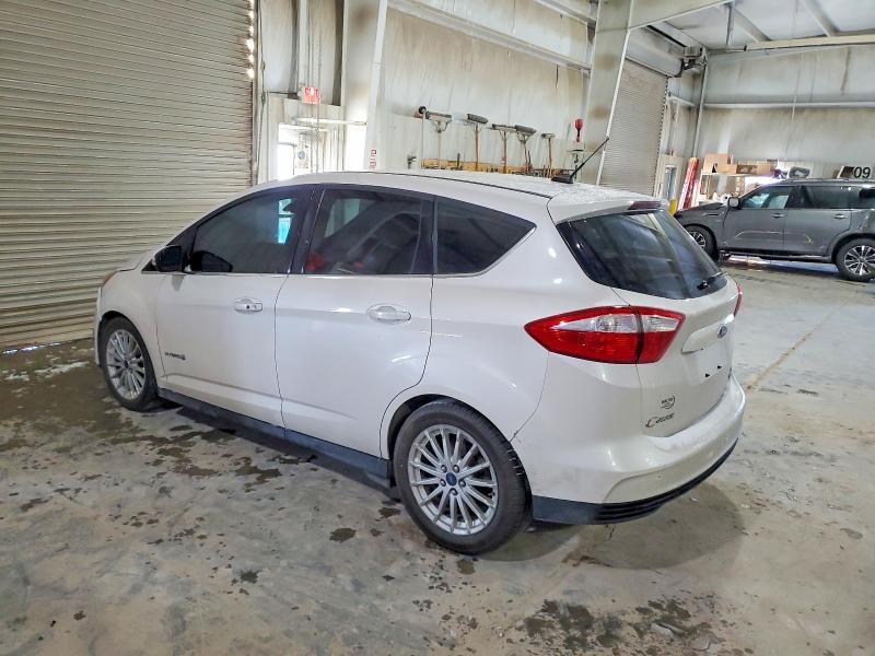 Photo 2 from auction – 2015 FORD C-MAX SEL with VIN 1FADP5BU3FL102772