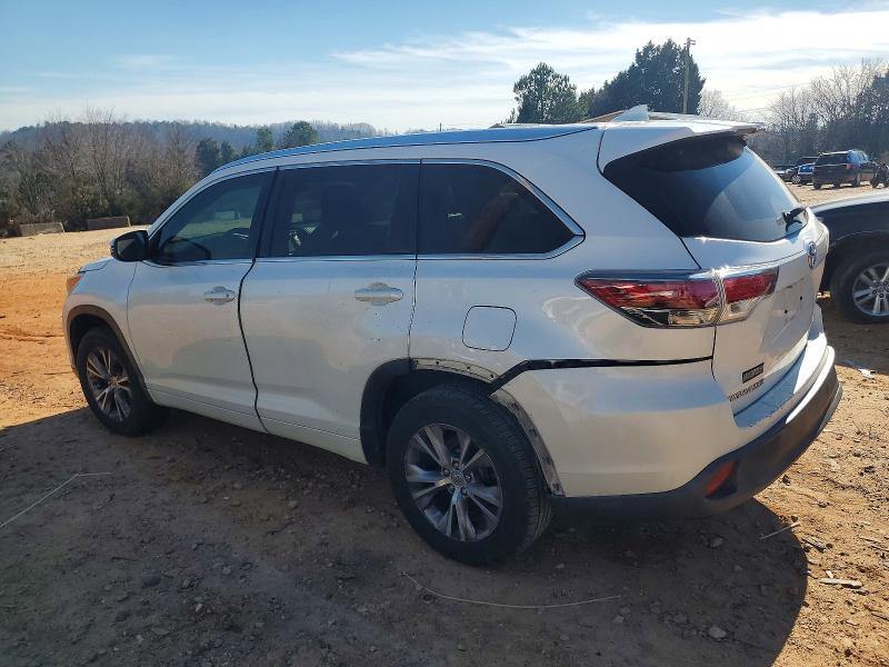 Photo 2 from auction – 2015 TOYOTA HIGHLANDER with VIN 5TDKKRFH3FS084549