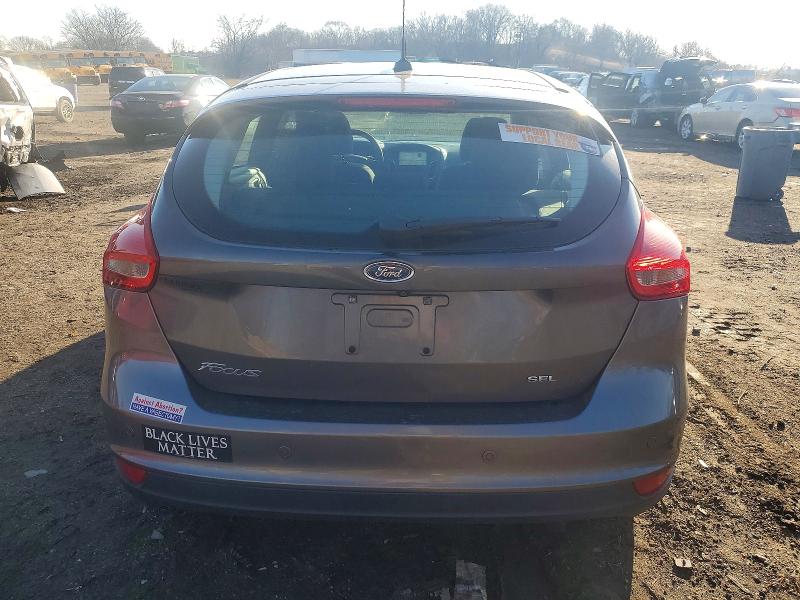 Фото 6 с аукциона – 2017 FORD FOCUS SEL с VIN 1FADP3M23HL311397