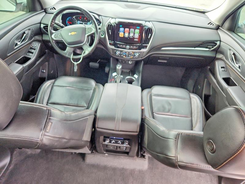 Photo 8 from auction – 2019 CHEVROLET TRAVERSE with VIN 1GNERKKW7KJ137000