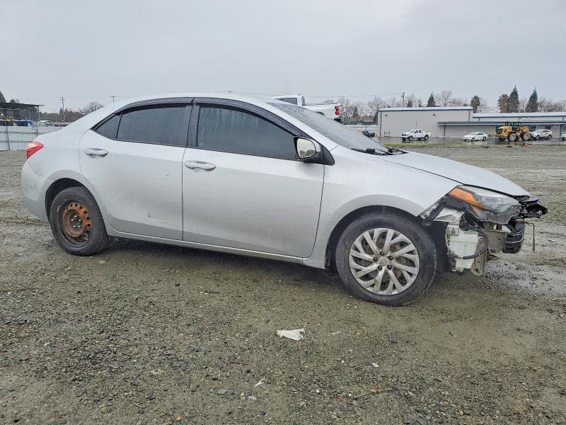Photo 4 from auction – 2018 TOYOTA COROLLA L with VIN 5YFBURHE8JP844652